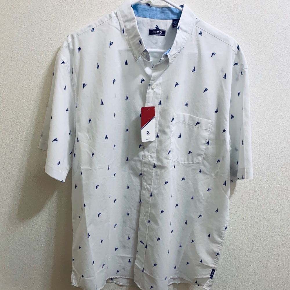 Izod buttoned mens shirt sailboats